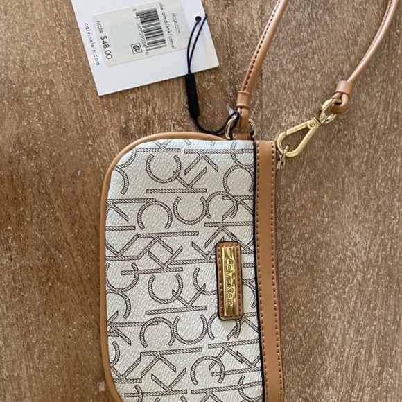 NEW calvin klein wallet pouch - Picture 3 of 4